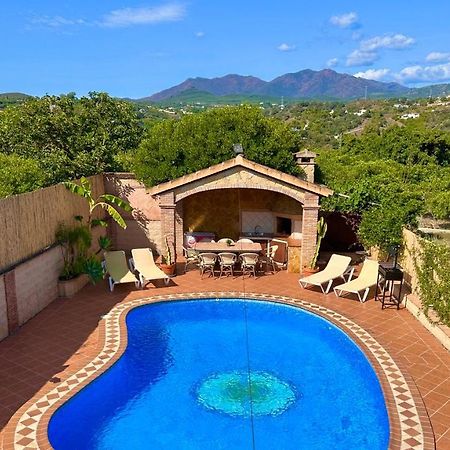 Chalet El Parral - Piscina Y Sala De Cine Malaga Luaran gambar