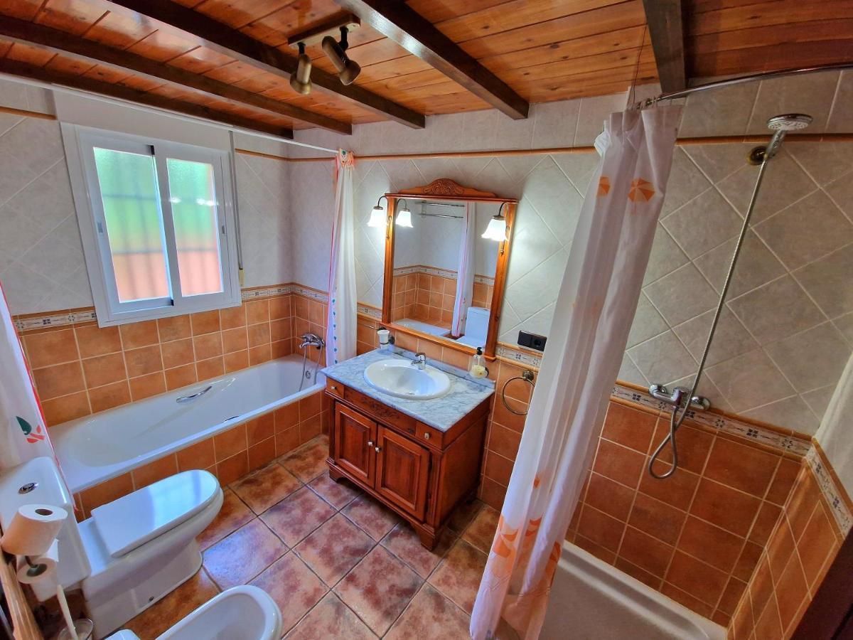 Chalet El Parral - Piscina Y Sala De Cine Malaga Luaran gambar